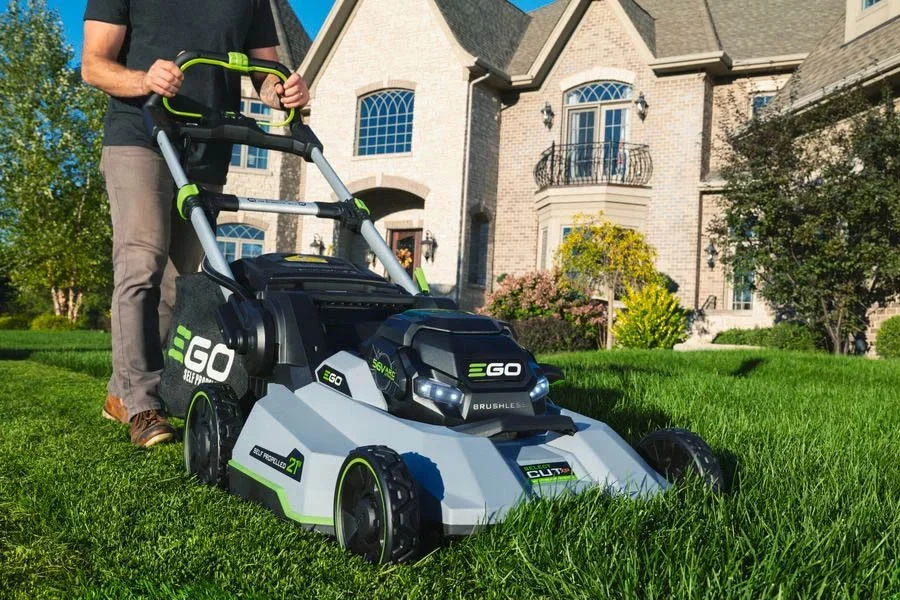 best self propelled battery lawn mower